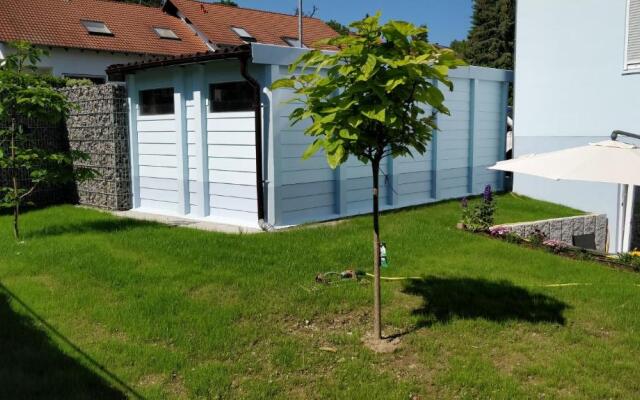 Casa Elea, die Ferienwohnung mit Terrasse und Garten am Tor zum Bodensee