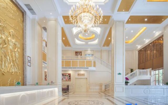 Vienna Hotel (Jiaxing Pinghu Branch)