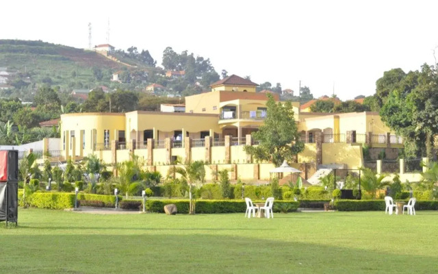 Nican Resort Hotel