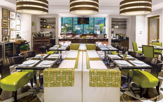 Aruga Apartments by Rockwell Makati