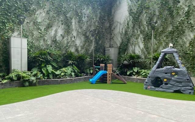 w 2BR With Balcony in Luxury Building Barranco