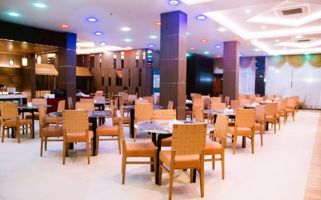 The Golden Bay Hotel Batam