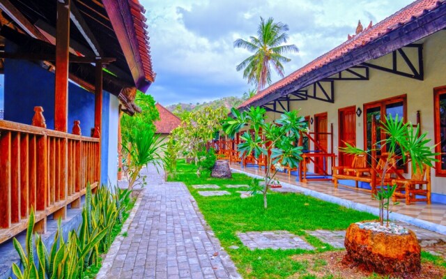 Surfers Inn Lombok by OYO Rooms