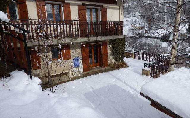 Les Cerisiers by Gites de France