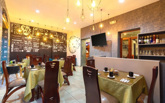 Majestic II by Bustamante Hotels