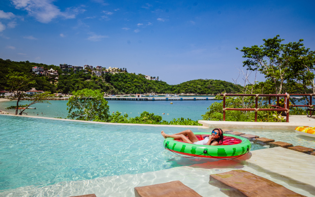 Binniguenda Huatulco & Beach Club