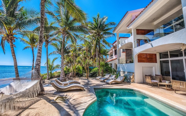 Beachfront W Private Staff in Gated Community