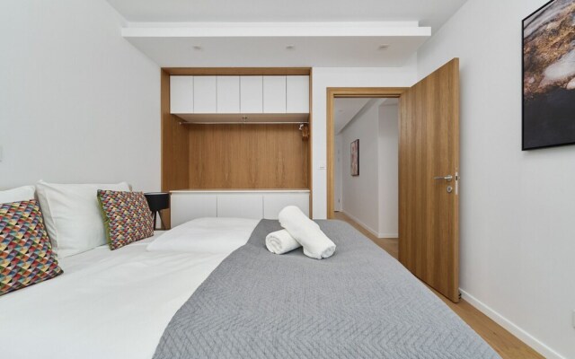 Walońska 16 by Renters Prestige