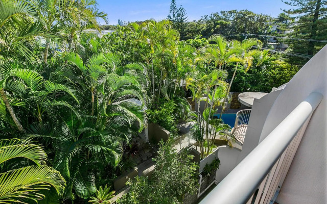 12 Cascades Top Floor Apartment In Prime Position