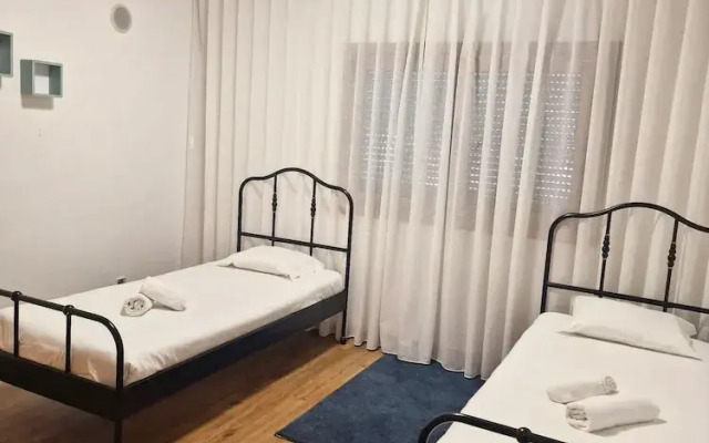 Modern Lisbon Apartment