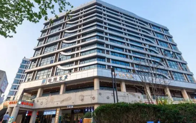 Sihuanian Hotel (Chongqing Dazhulin store)