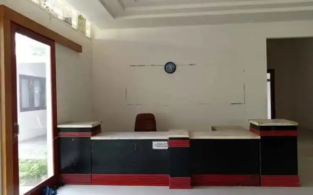 Oyo 90971 Rrr Guesthouse