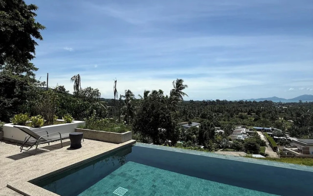 Michel Tropical Seaview Pool Villas