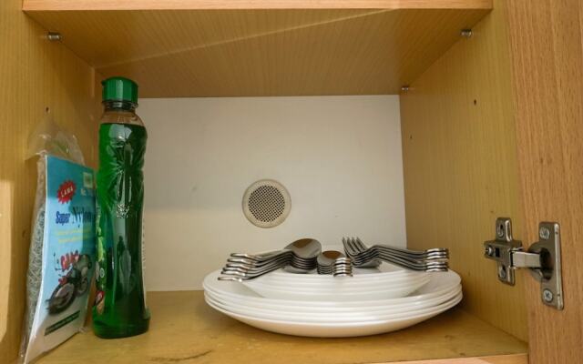 Spacious and Comfortable 2BR Puri Garden Apartment