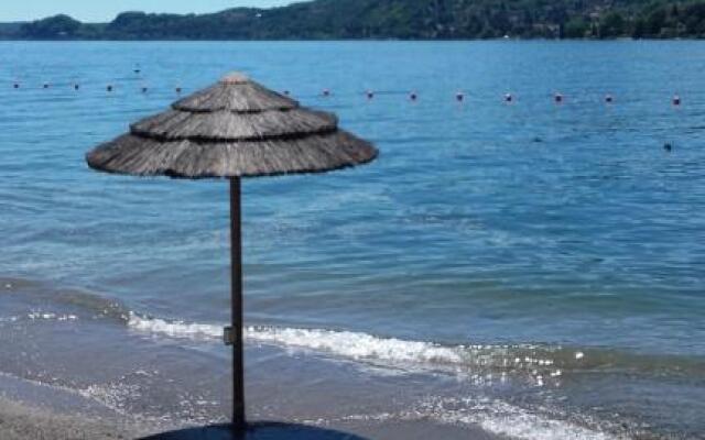 La corte tra i laghi