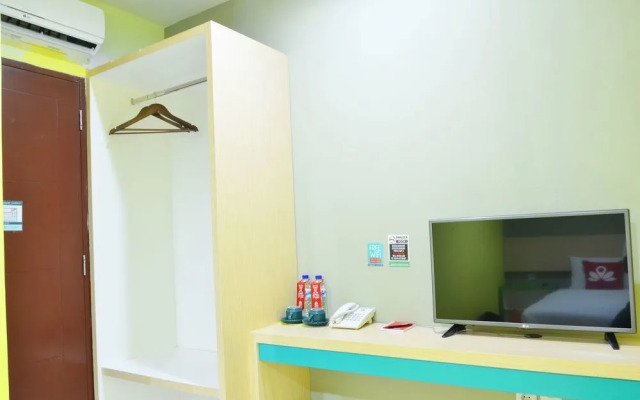 Zen Rooms Near Tunjungan Plaza