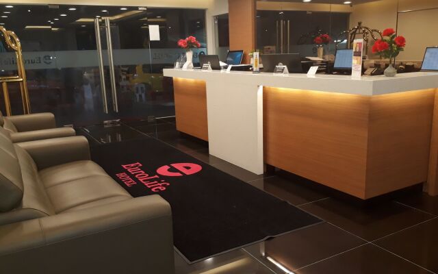 Alaxis Hotel