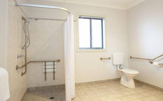 Belvoir Village Motel & Apartments