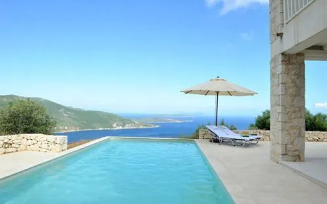 Urania Luxury Villas