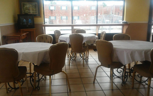 Ramada by Wyndham New Orleans