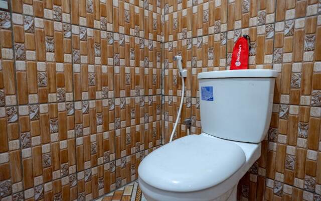 RedDoorz near Betoambari Airport Bau Bau