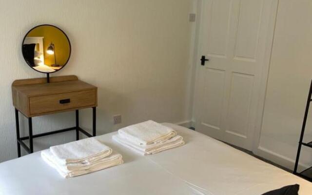 Ross Place Apartment