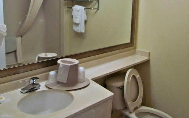 Comfort Inn & Suites Ft. Jackson Maingate
