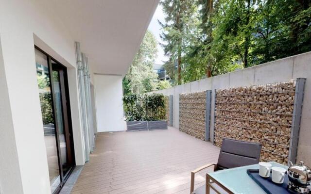 White Pearl Apartment 0.06