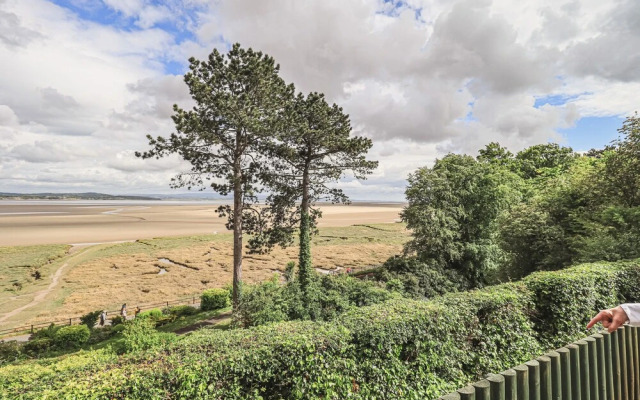 Oversands Cottage