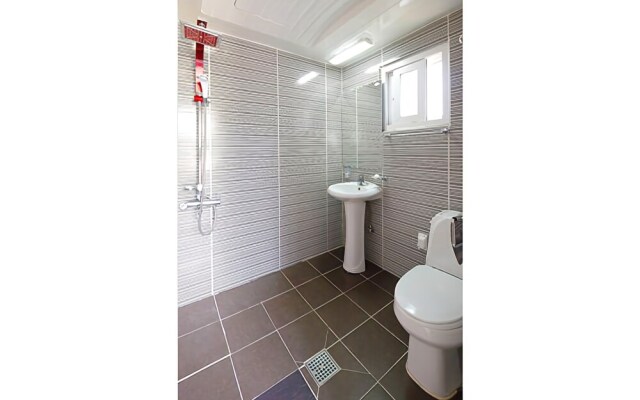 Pohang Hwajin Villa Pension