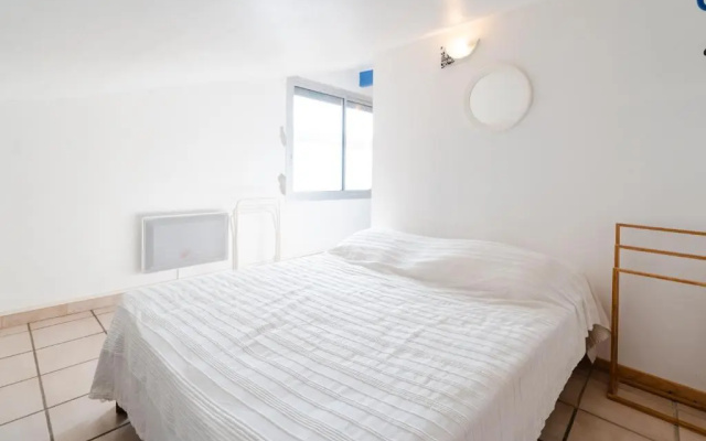 RAG28 : Appartement T2 Cabine 4 couchages NARBONNE PLAGE