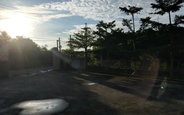 Feng Ye House