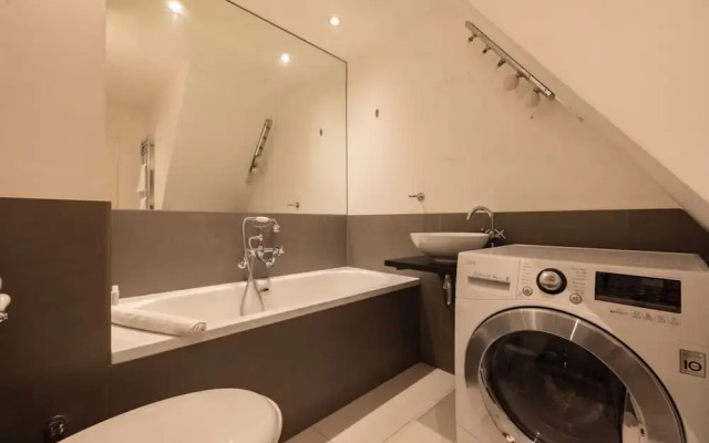 The Philbeach Gardens Place - Lovely 5bdr Flat With Terrace