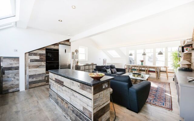 Notting Hill Maisonette