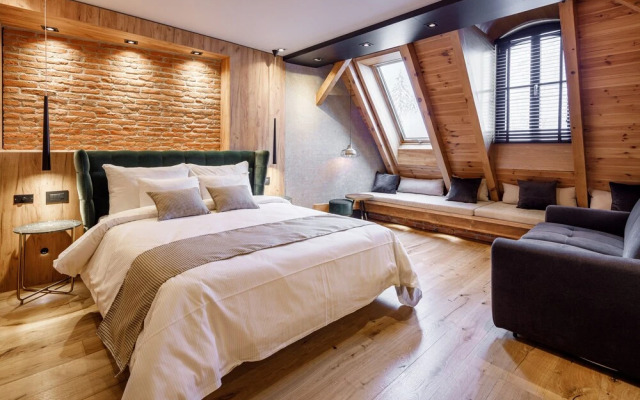 Schuster Boarding House