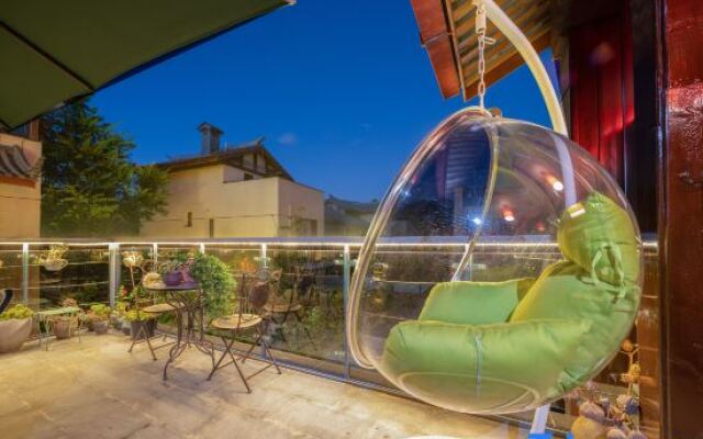 Heyue Boutique Villa Holiday Hotel