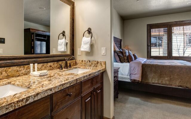 Stillwater Shores 1273 5 Bedroom Townhouse by RedAwning