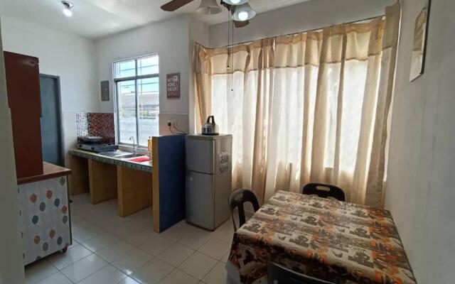 UA KK Homestay