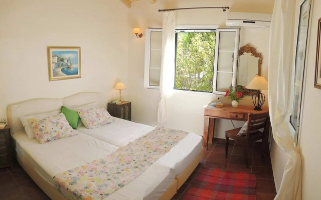 Agios Nikitas Villas