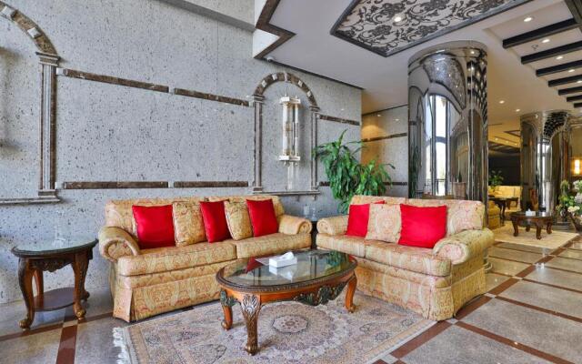 Refaaf Al Azizia Hotel