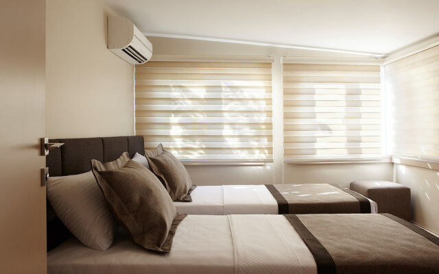 Maproom Boutique Hotel