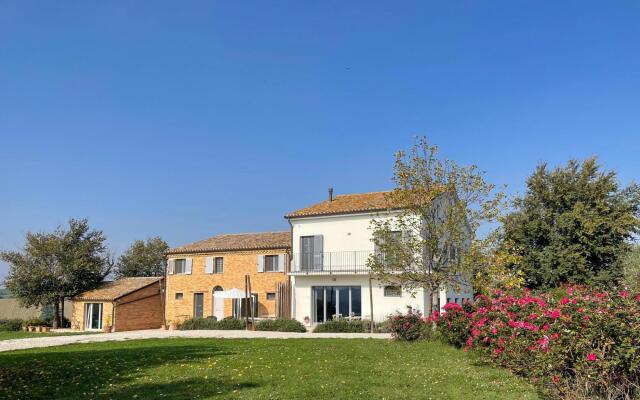 Scenic apartment in Belvedere Ostrense with private pool