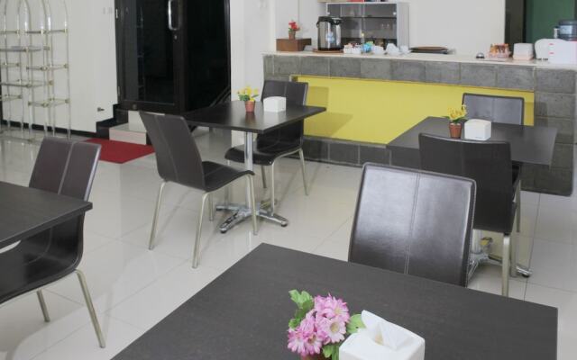 Airy Eco Gubeng Kertajaya Delapan 15 Surabaya