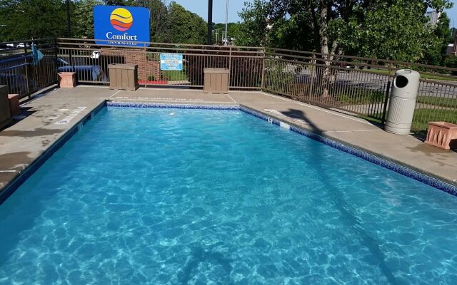 Comfort Inn & Suites