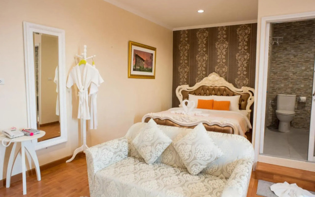 Westgate Residence Hotel