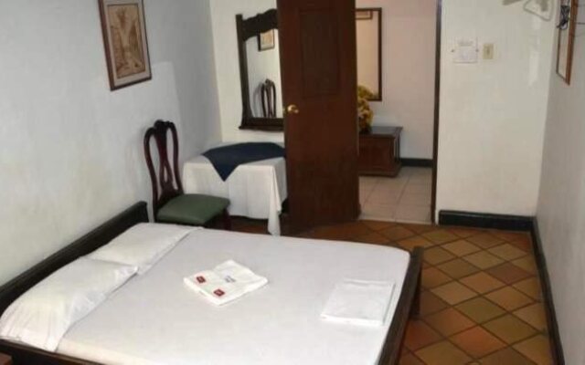 Hostal Calamar