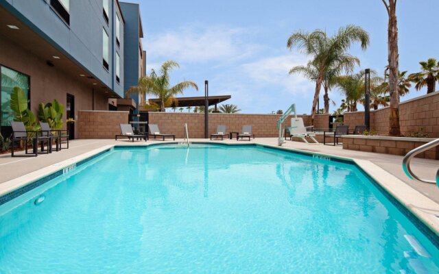SpringHill Suites by Marriott Escondido Downtown