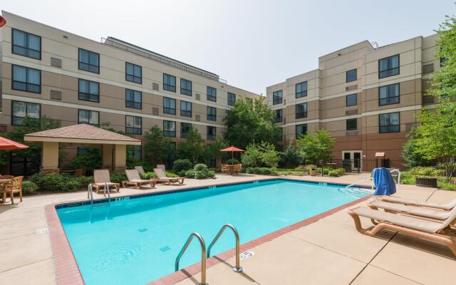 Staybridge Suites Memphis - Poplar Ave East, an IHG Hotel