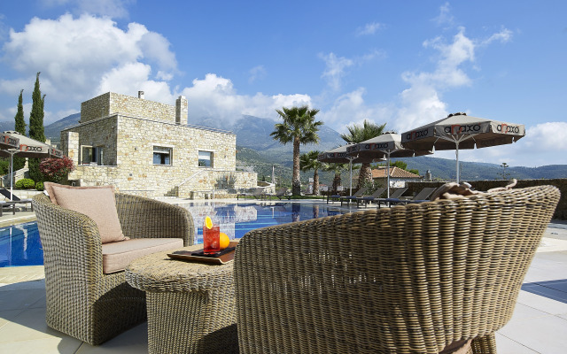 Anaxo Resort