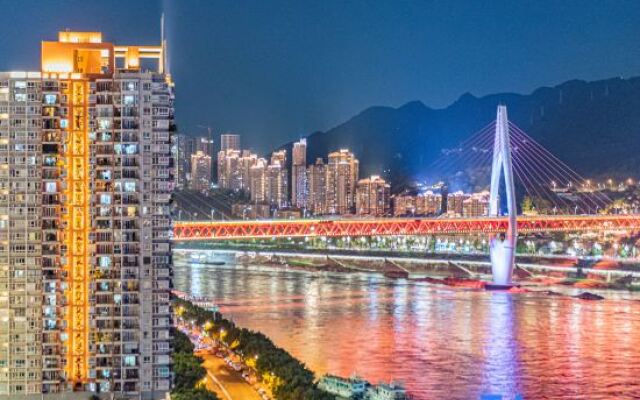 Recalling Yangtze River Hotel